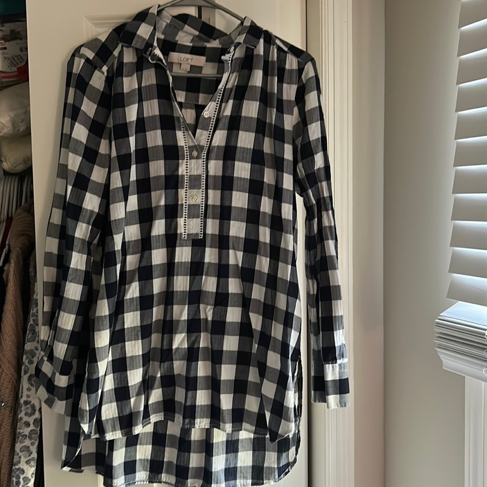 Blue and white checkered long short